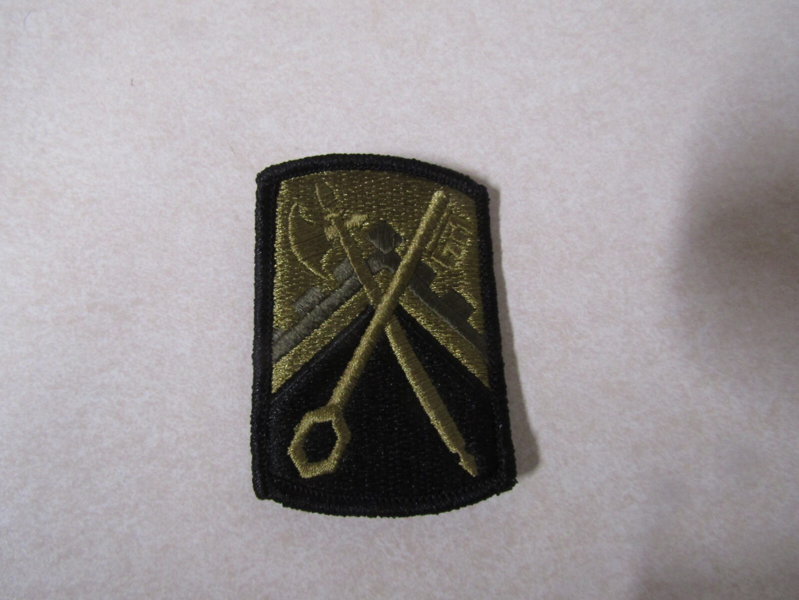 MILITARY PATCH US ARMY OCP MULTICAM HOOK AND LOOP UNSURE AXE AND KEY