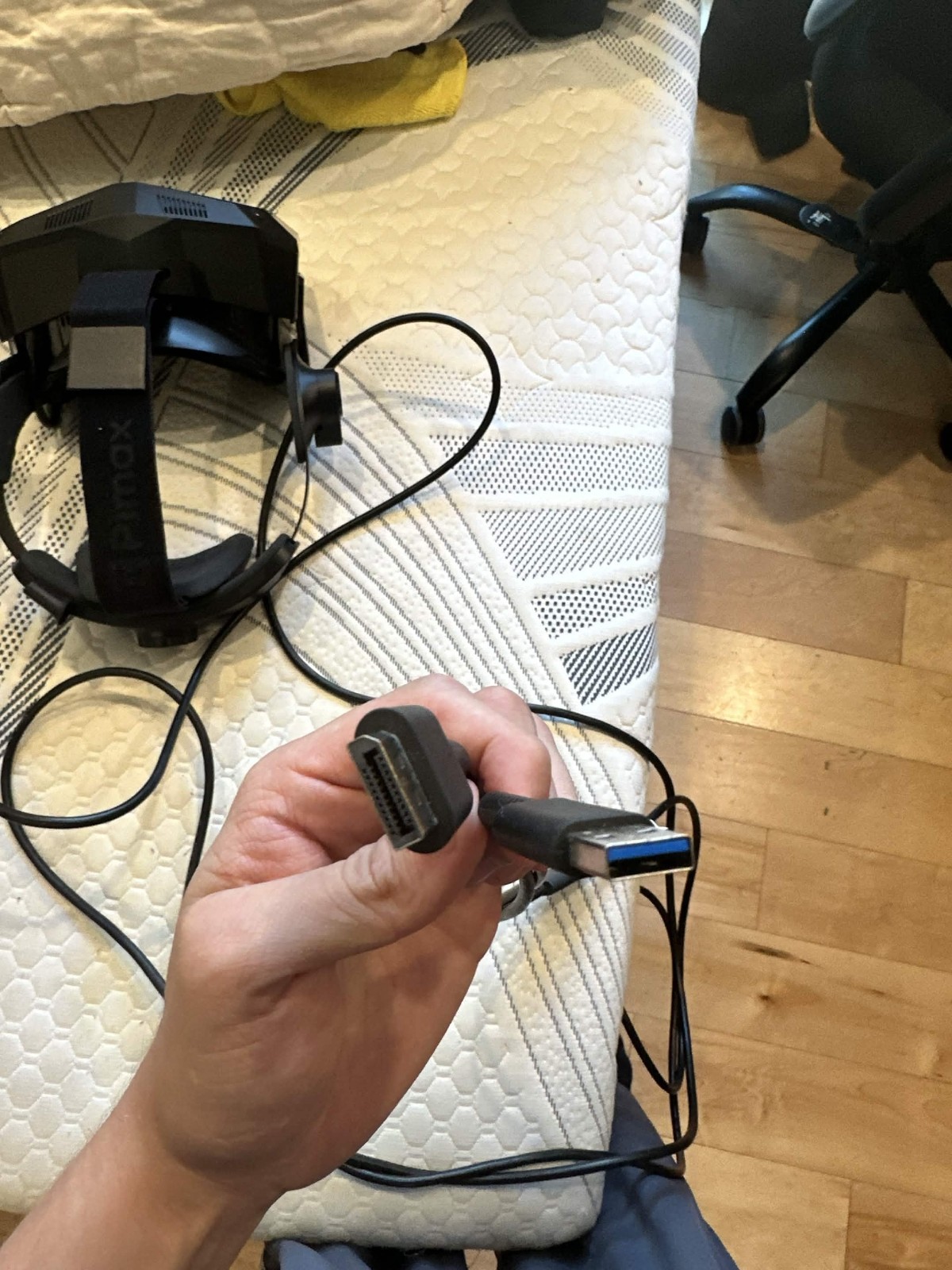 Pimax Crystal Super Ultrawide QLED VR Headset