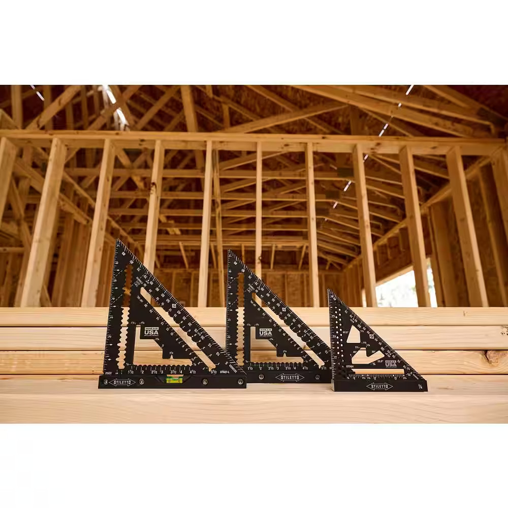 7 In. Carpenter Square with Level