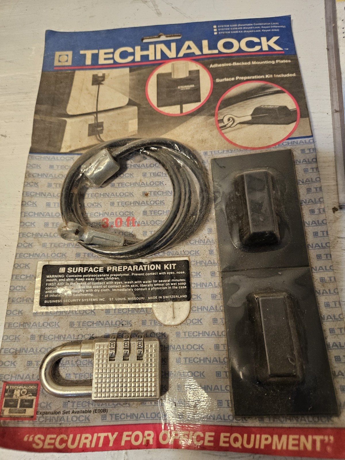 Vintage Technalock Mounting Plates Surface Preparation Kit Nos Buisness Security