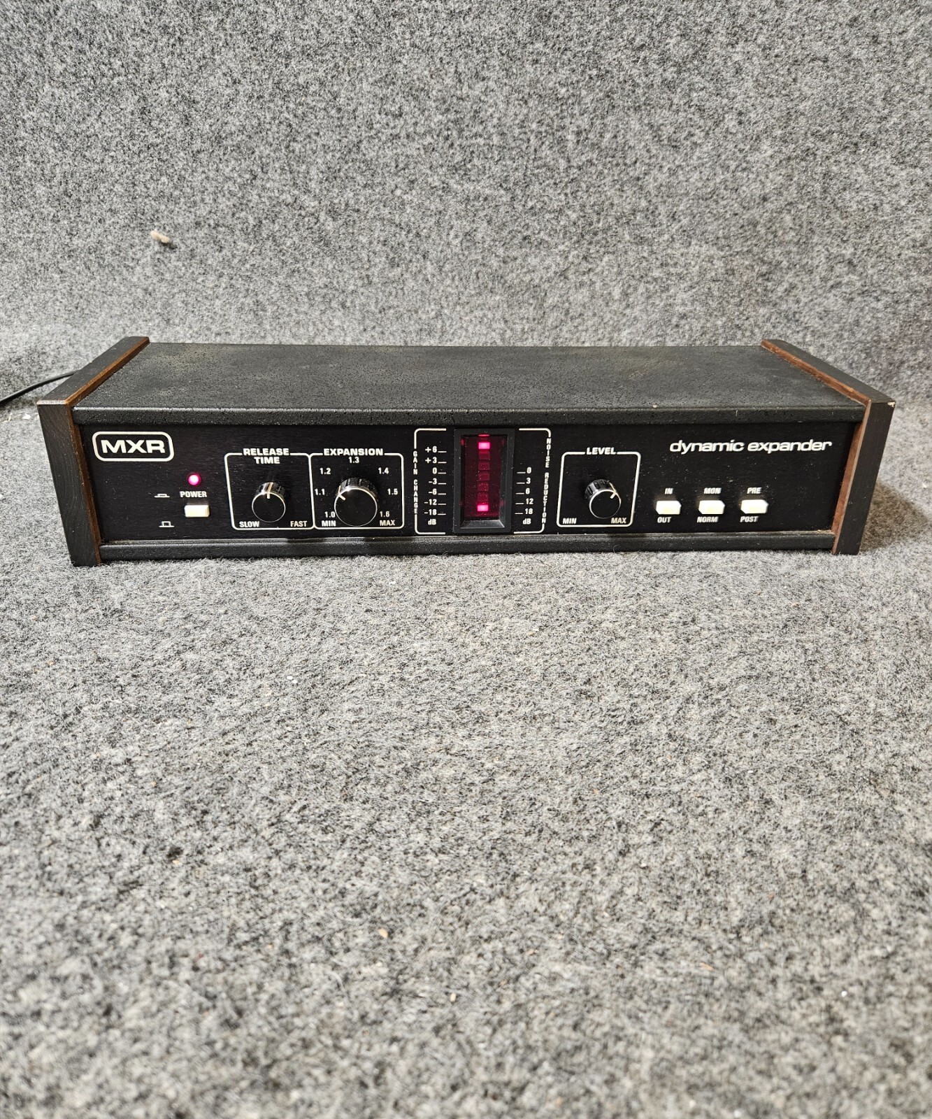 MXR 132, Stereo Dynamic Expander