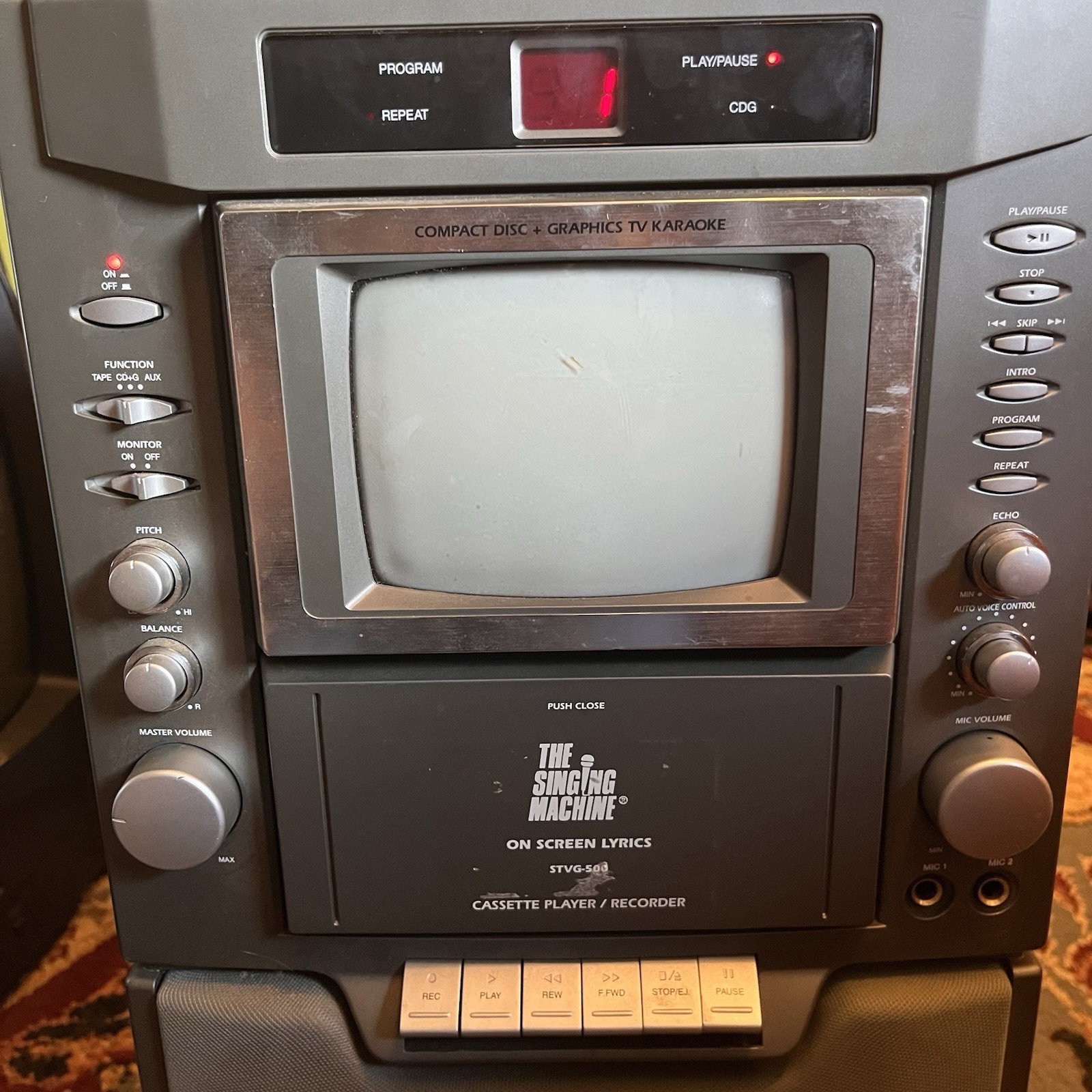 2002 The Singing Machine SMVG-500 Karaoke Machine