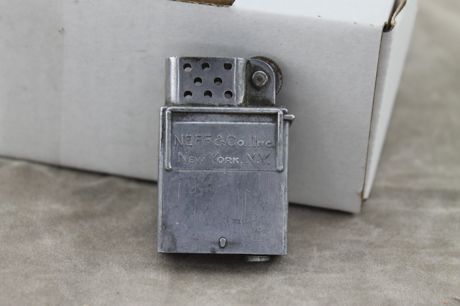 NEFF & Co Inc. Lighter