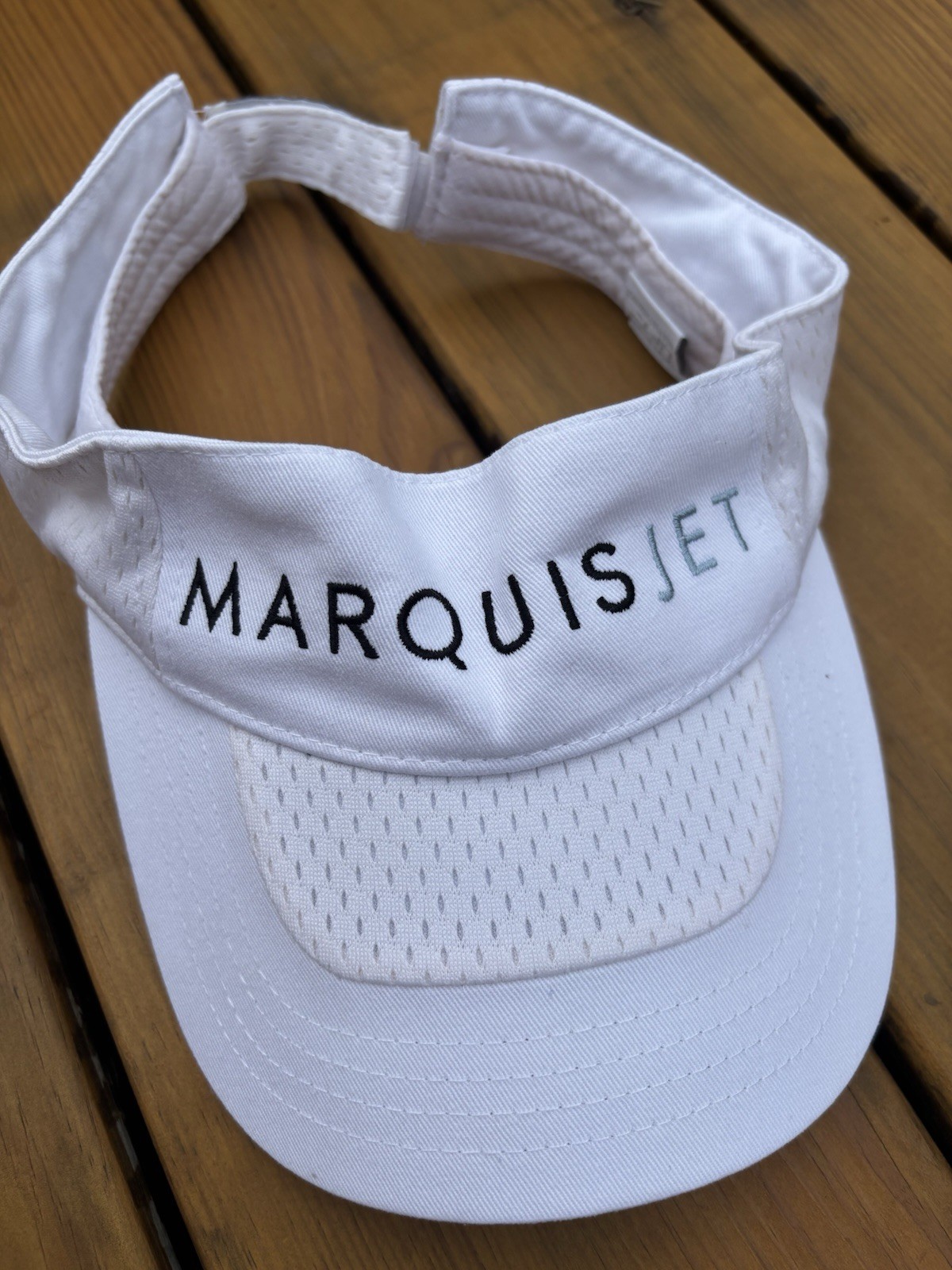 Fresh Lift Inc. White Cotton Golf Visor, One Size Fits All Adjustable Logo
