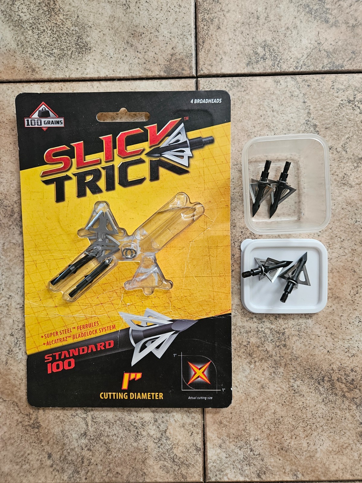 Slick Trick ST100S Standard 4-Blade 100 Grain Fixed Broadheads - 6 Unused