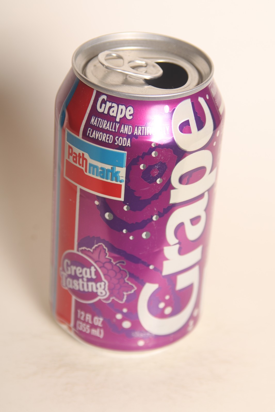 Pathmark Grape Soda can - 12oz