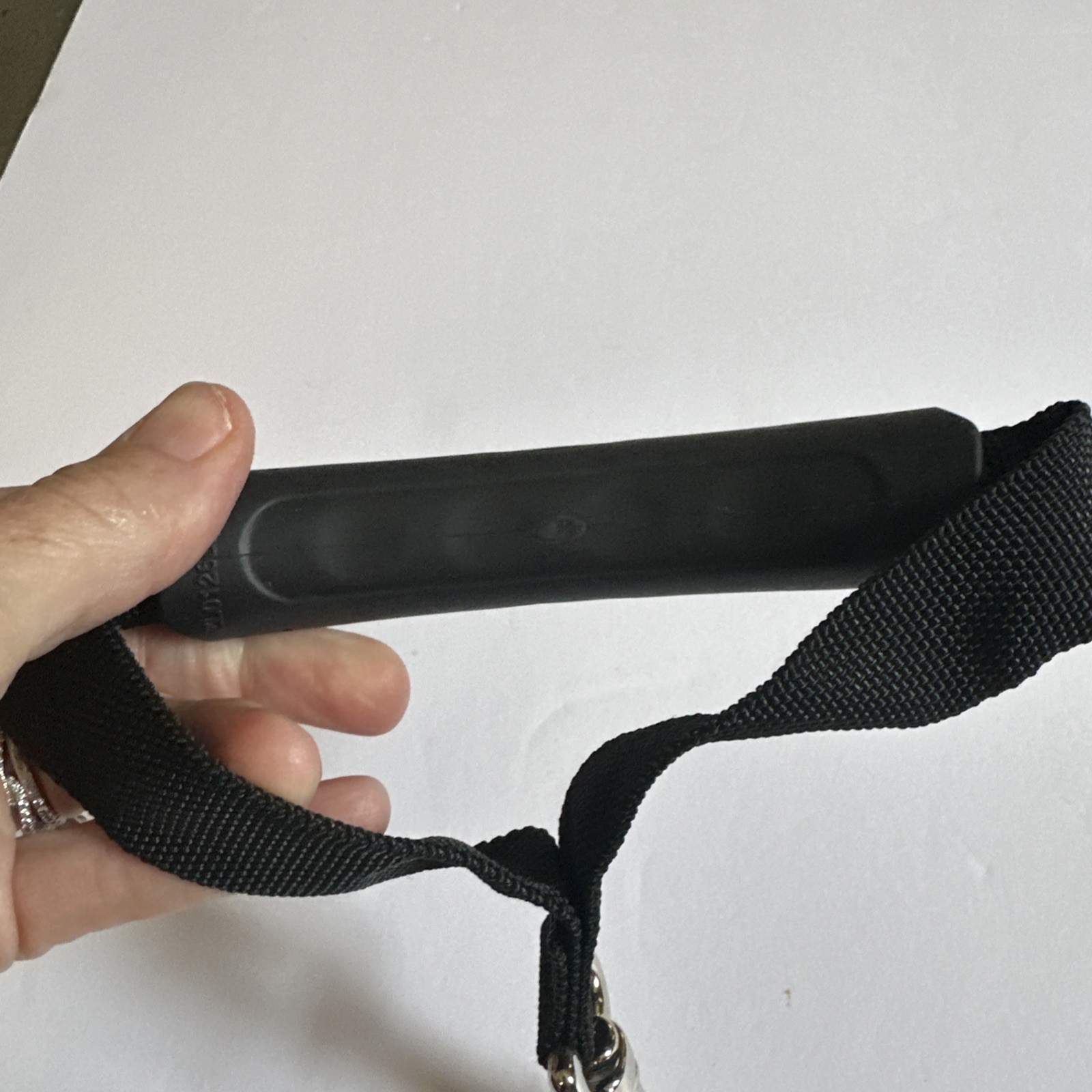 Sportube Easy Pull Handle features an ergonomic, black rubber grip
