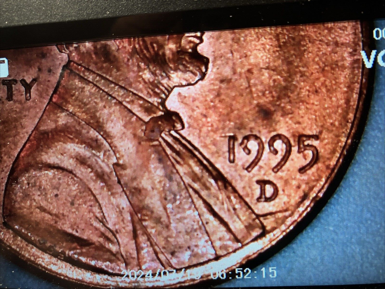 1995-D Lincoln Cent Die Crack under "D" Mint Mark!