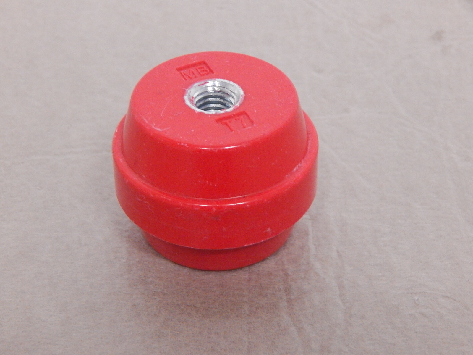 MB STAND-OFF ISOLATOR