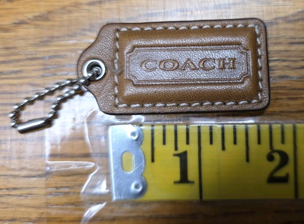 Coach Hangtag Brown Leather Front And Back With Silver Chain