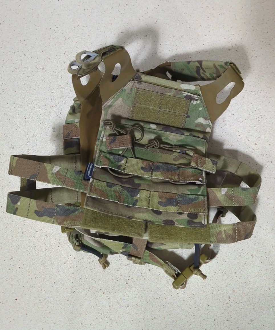 EmersonGear Tactical Vest Plate Carrier Molle Vest Small With MAP Assault Pack