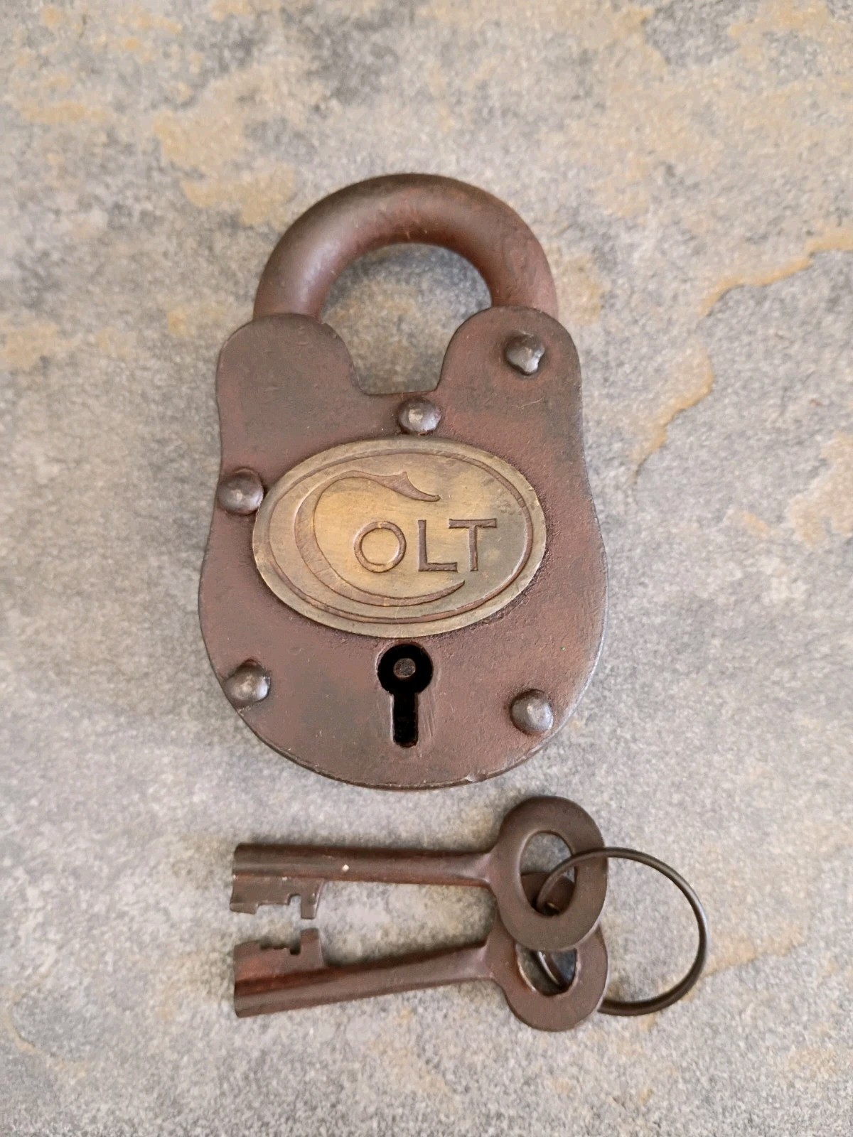 Colt Rifle Padlock Lock Set Gun Firearm Wyatt Earp Memorabilia Keys Works USA