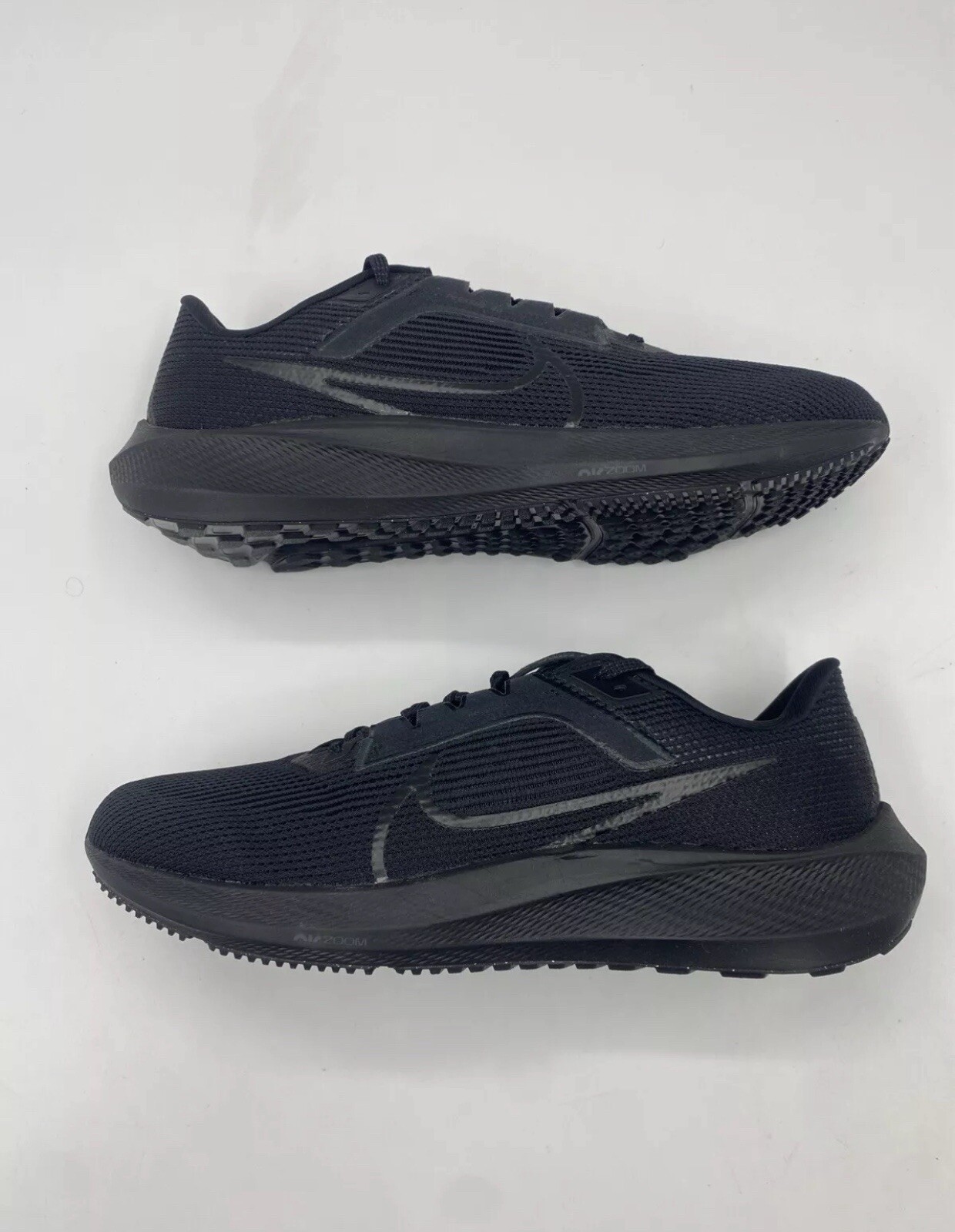 Nike Air Zoom Pegasus 40 Triple Black Anthracite DV3853-002 Men’s Sizes 7-15
