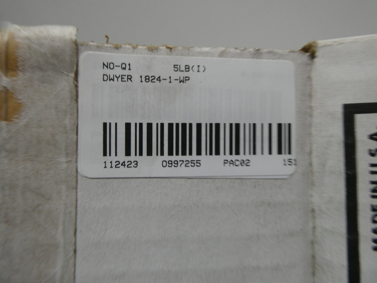 Dwyer 1824-1-WP Pressure Switch
