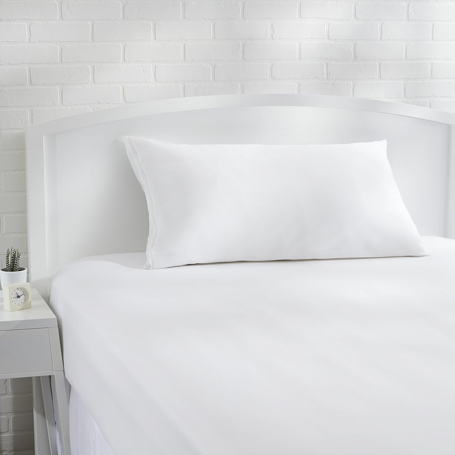 Queen Pillowcase with Zipper 100% Cotton Hypoallergenic Pillow Protector, White