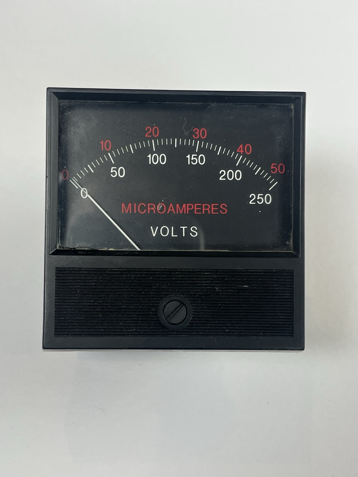 Motorola Simpson AC Voltmeter And Microamperes Gauge 24934