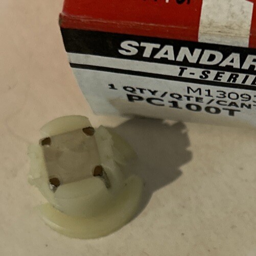 Engine Camshaft Position Sensor Interrupter Standard PC100T New Old Stock