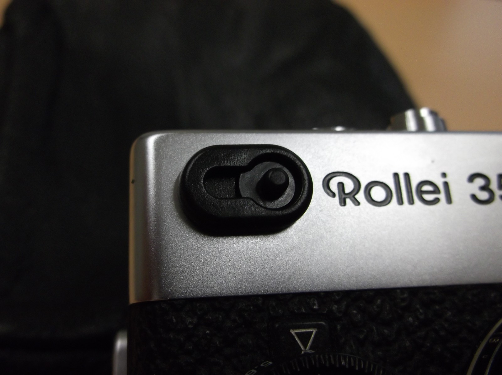 Rollei 35 Light Meter Cover: Battery Saver