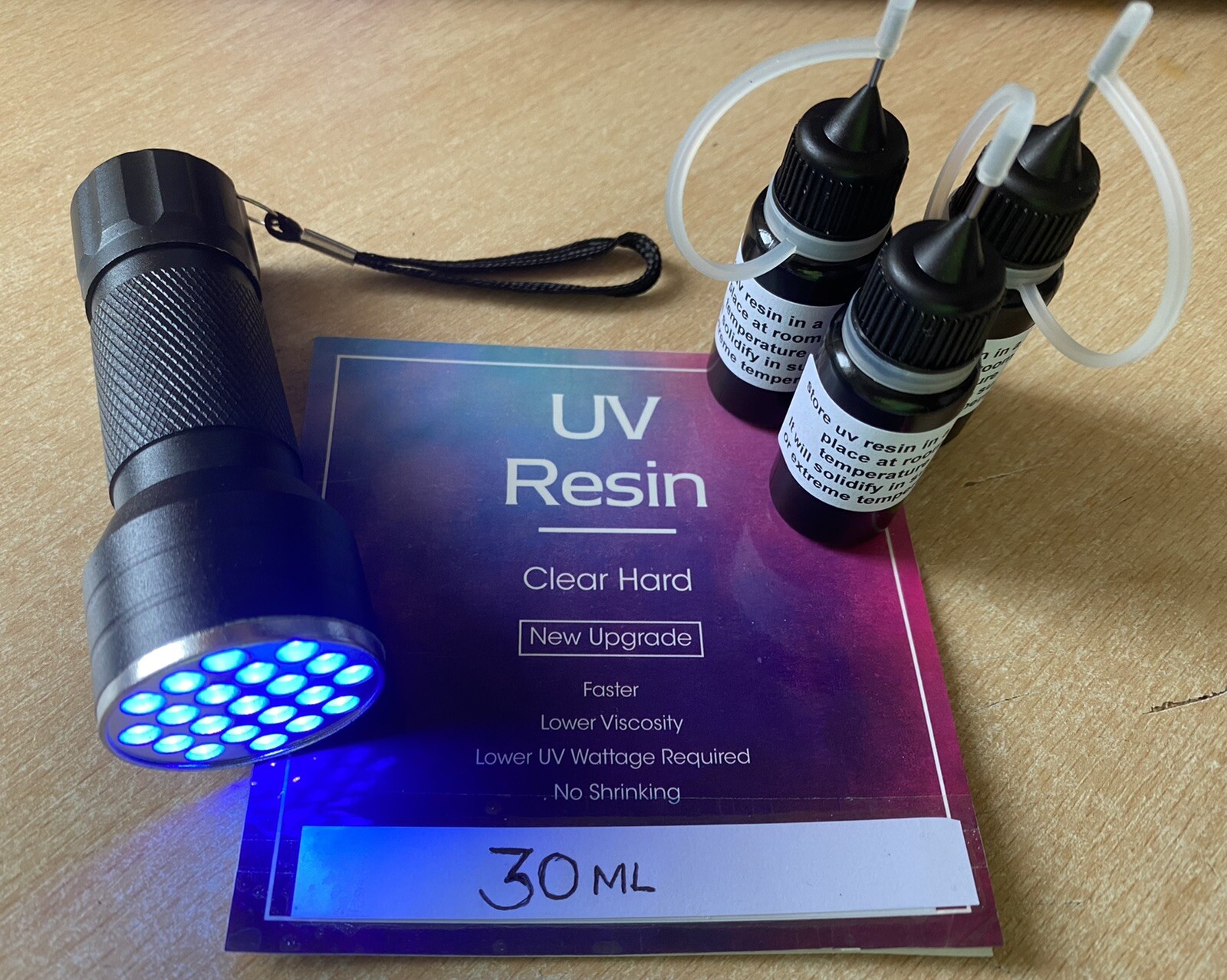 30Ml Fly Tying UV RESIN, Fly Fishing Flexible  - 21 Led UV TORCH FREE BATTERIES