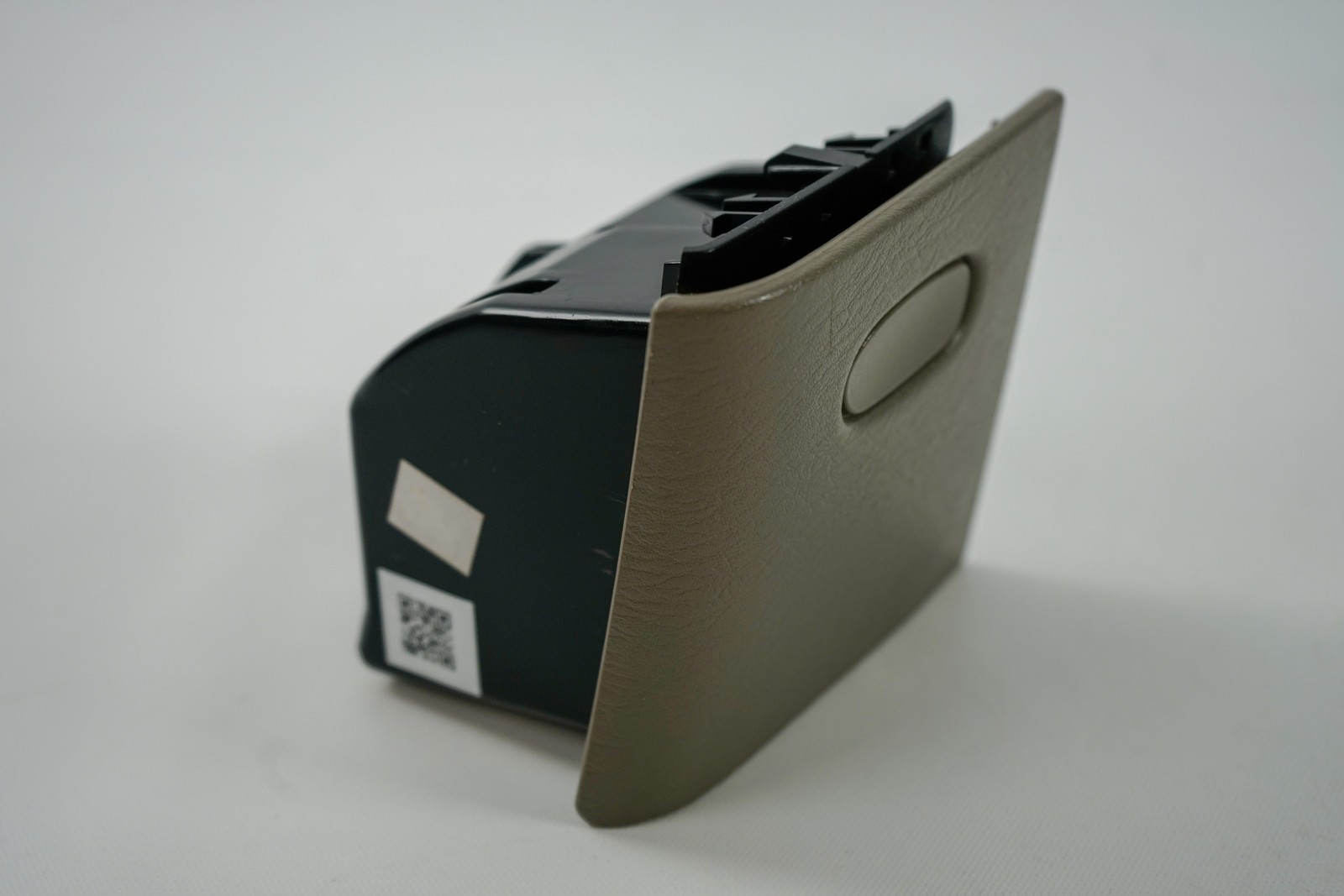 Instrument Panel Dash Ashtray Brown OEM Dodge RAM 1500 2500 2002 - 2005 ✅
