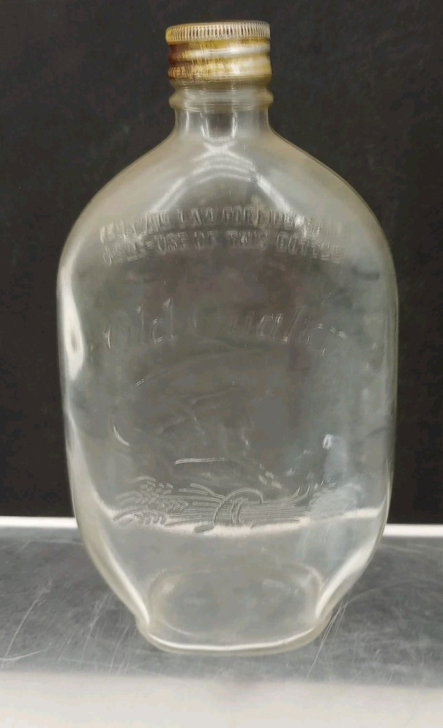 Vintage Old Quaker Embossed Whiskey Pint Bottle 1940 Excellent Condition!
