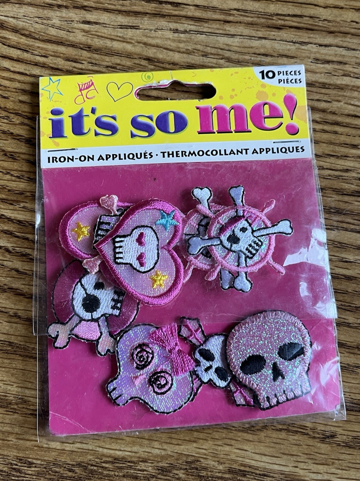 Mini 10 Iron On Applique Patches Pink Bow Pirate Skill & Cross Bones Girly NEW
