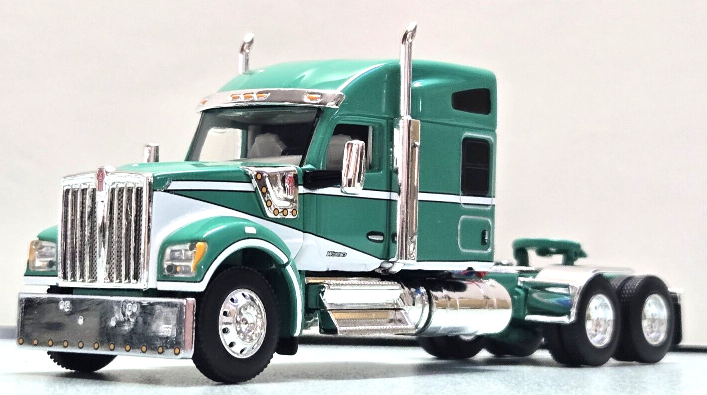 DCP Green White& W/stripes Kenworth W990 Sleeper tractor 1/64 New no box