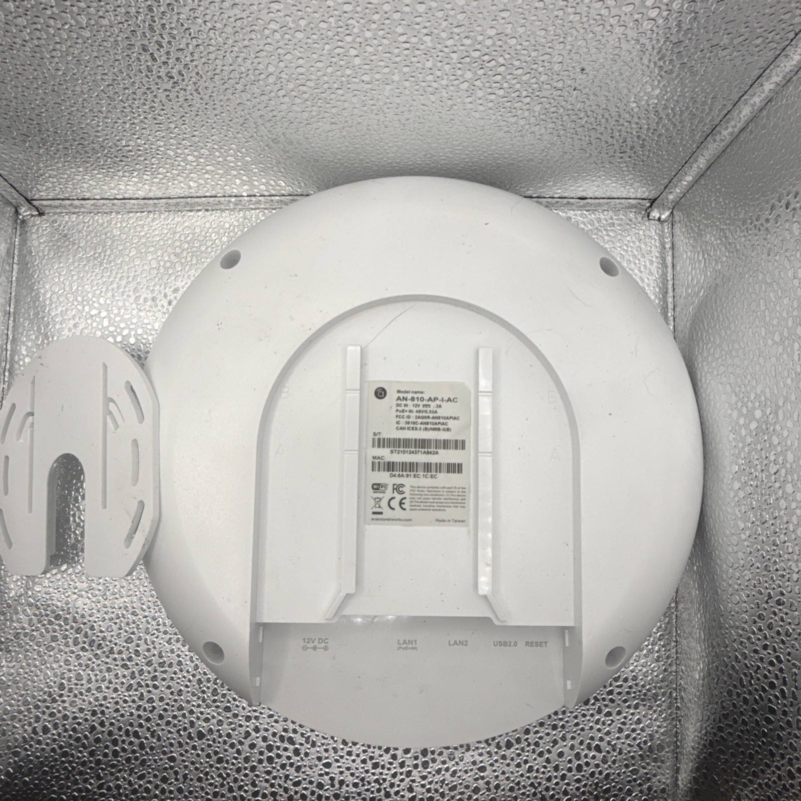 Araknis AN-810-AP-I-AC 810 Series AC2600 Wave 2 Indoor Access Point Tested