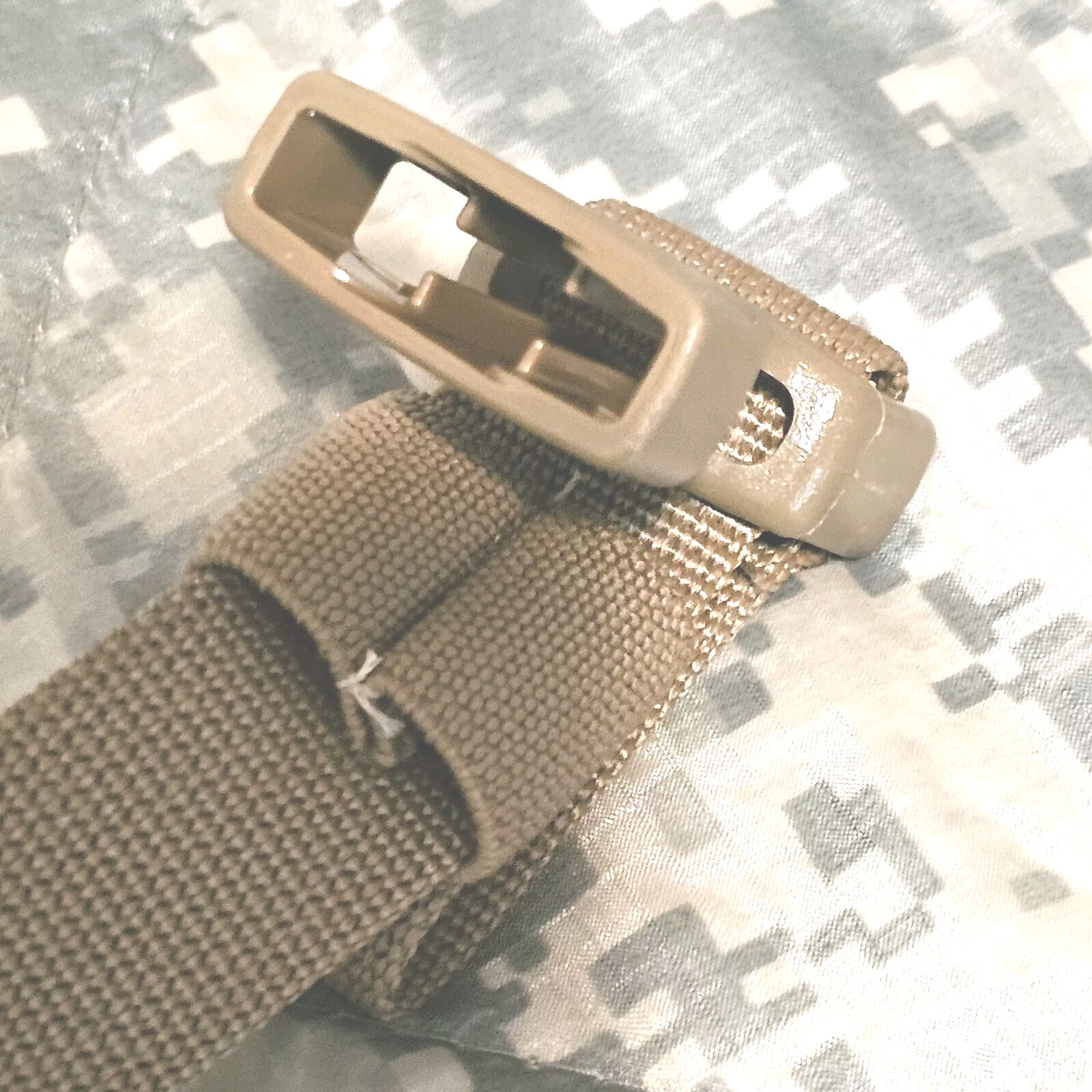 NEW USMC TAPS PANEL SHOULDER STRAPS COYOTE