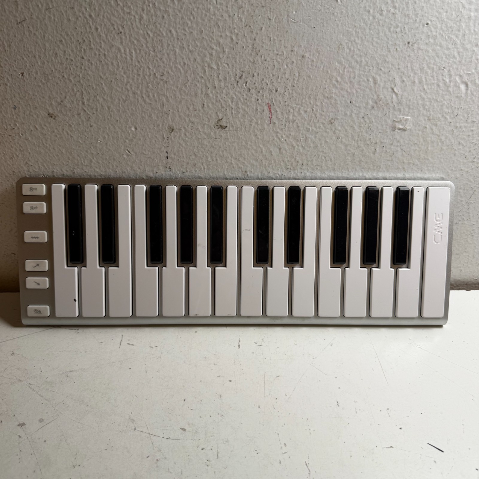CME Xkey KX01U00 Silver Portable Durable USB Music Keyboard Controller