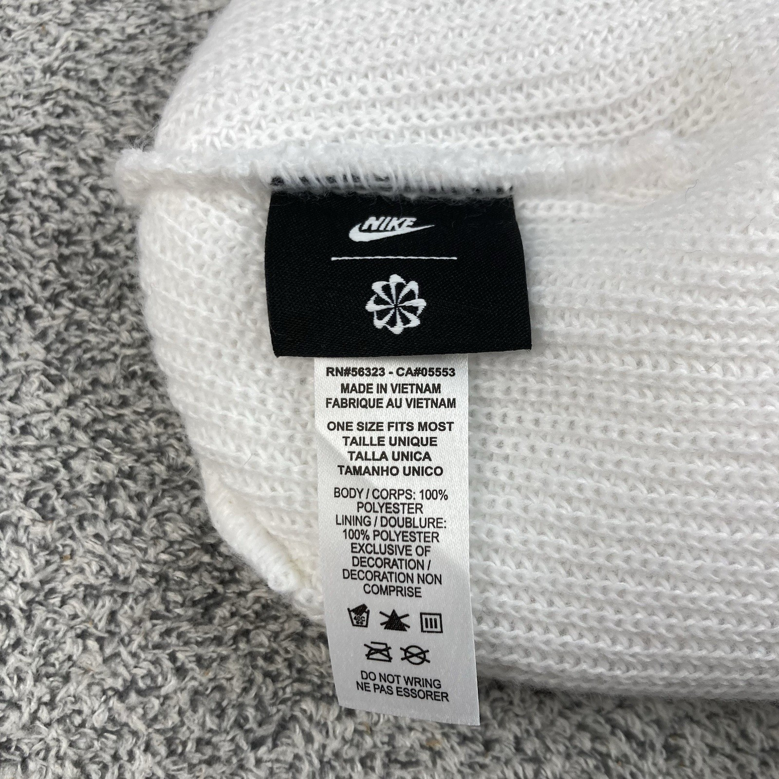 Nike Beanie Unisex Adult Terra Futura365 Short Cuff White Knit HF0176-100