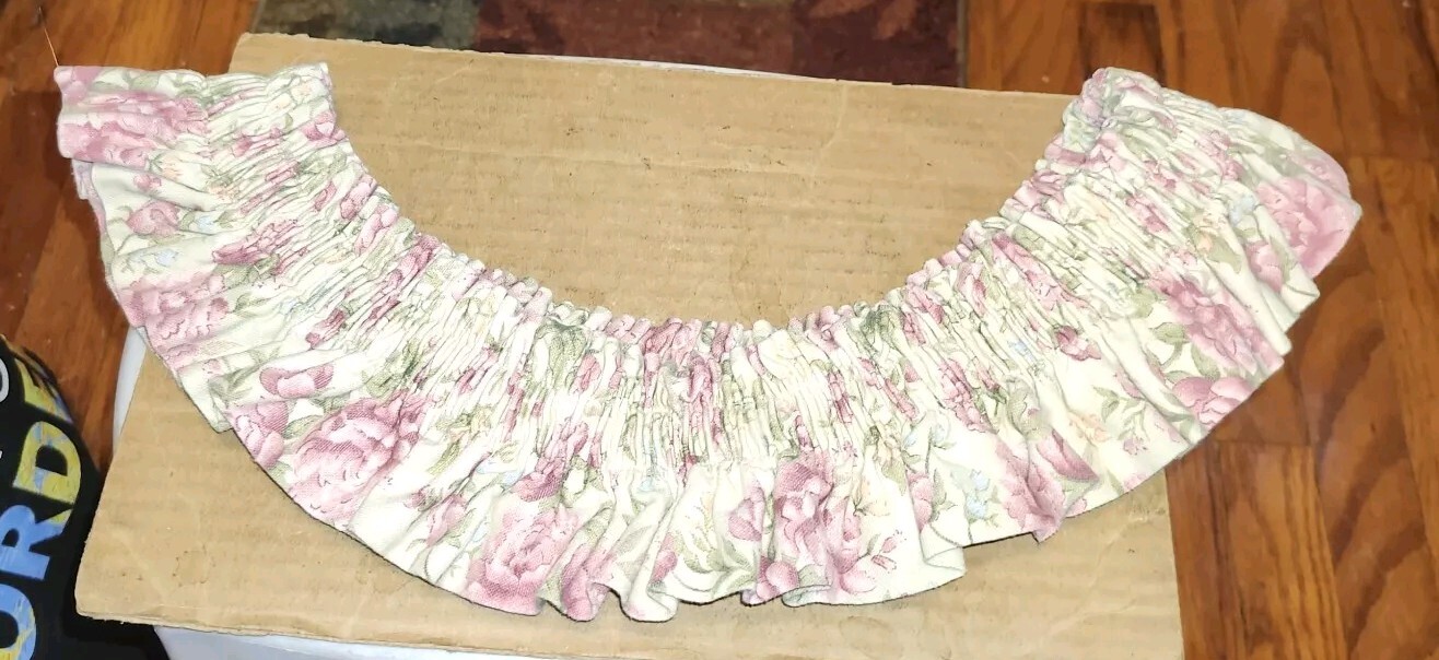 Longaberger Garter Peony Floral Ruffle Basket Accessory
