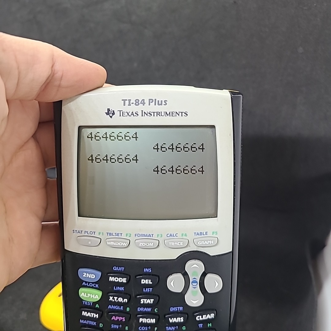 TI-84 Plus Graphing Calculator - With Covers - Tested & Working #86