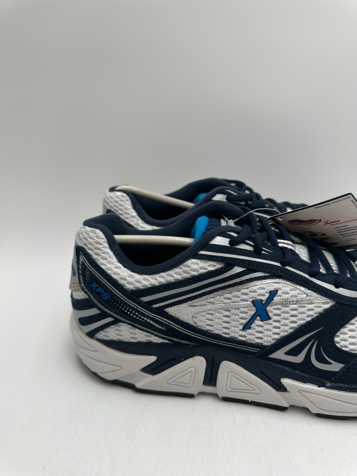 Xelero GENESIS XPS NEW Men's Walking Shoe White/Navy Multiple Sizes