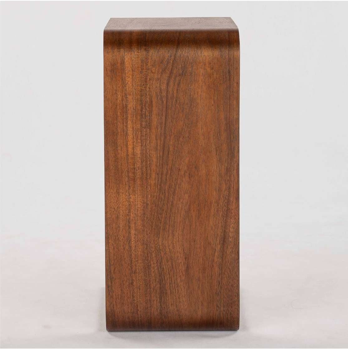 Amelia C-Shape Table