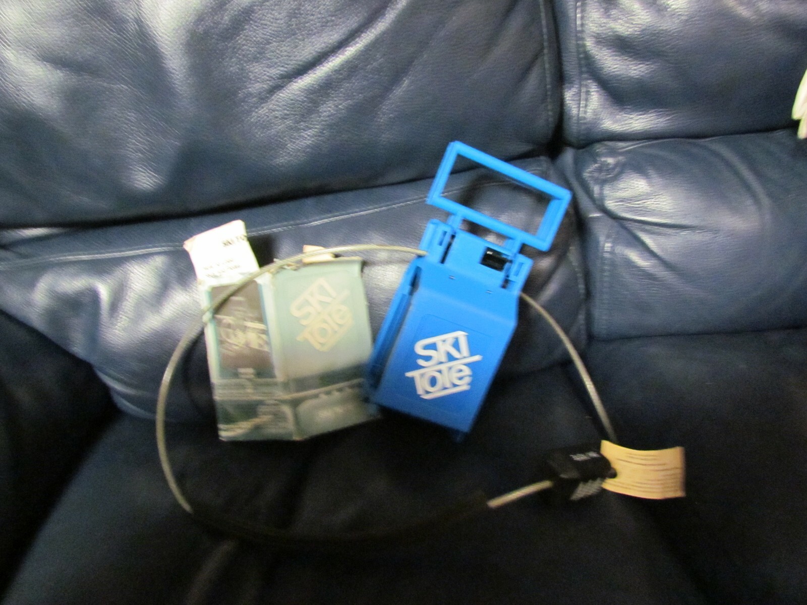 Ski Tote Covell and Lock Ski Boot Holder and Poles