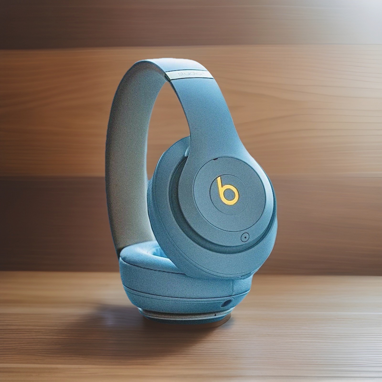 NEW SEALED - Beats Studio3 Skyline collection Wireless Headphones - Crystal Blue