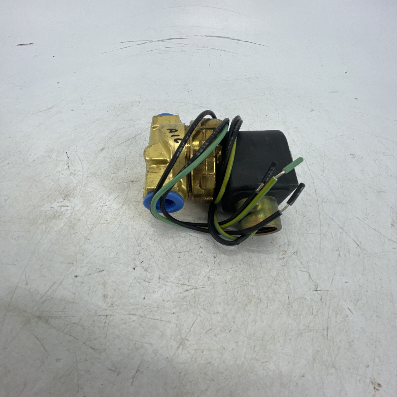 Parker 06FS5C2432ACF4C05 3/8" Solenoid Valve 120/110 1/2"