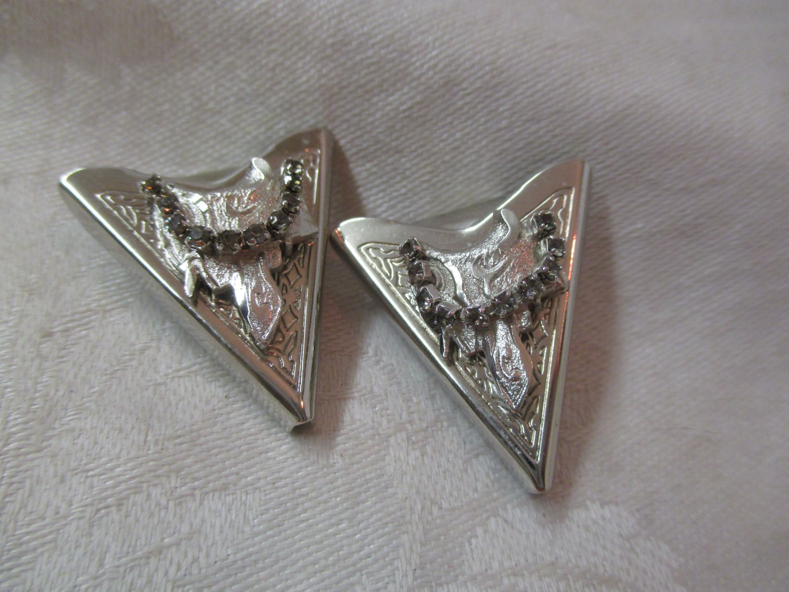 Vintage pair silver tone Collar Clips with Rhinestone Saddles