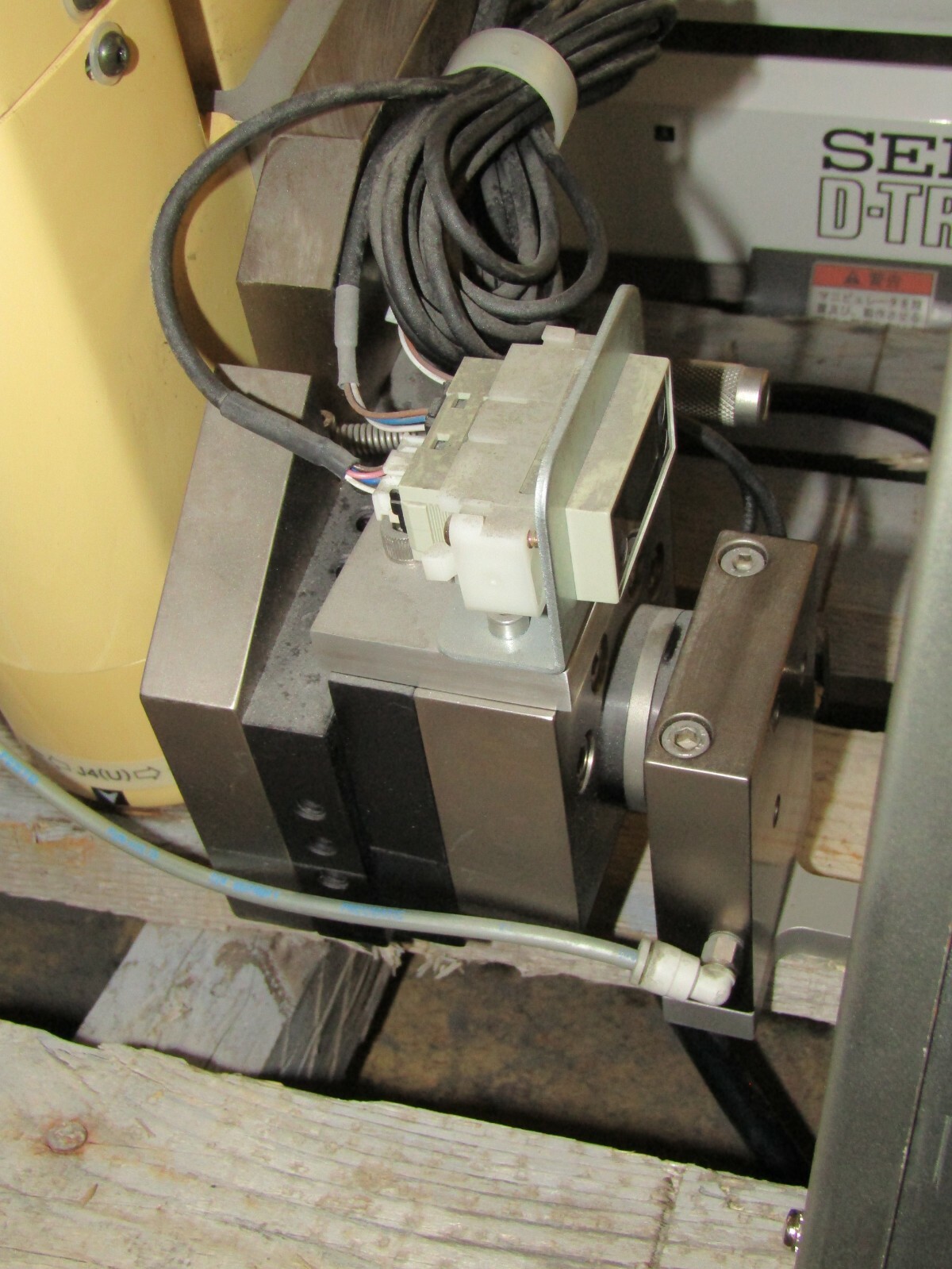 👀 EPSON / SEIKO XM3023B11LN D-TRAN ROBOT W/ SEIKO SRC-520 CONTROLLER