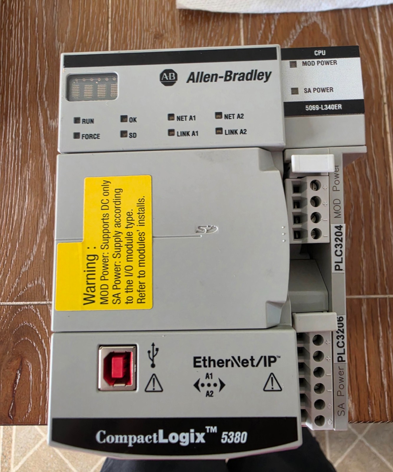 Allen-Bradley CompactLogix 5380 Controller (5069-L340ER) No SD card