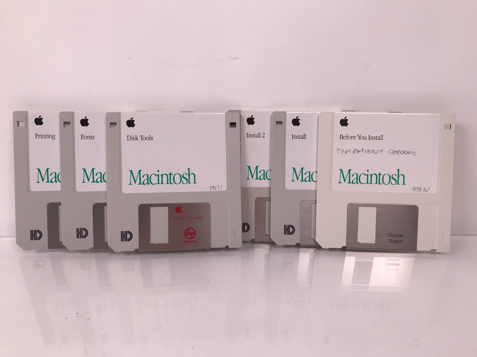 (Lot of 6) Vintage Macintosh Installation Cards 1991-1992 x5 Version 7.1, x1 V.1