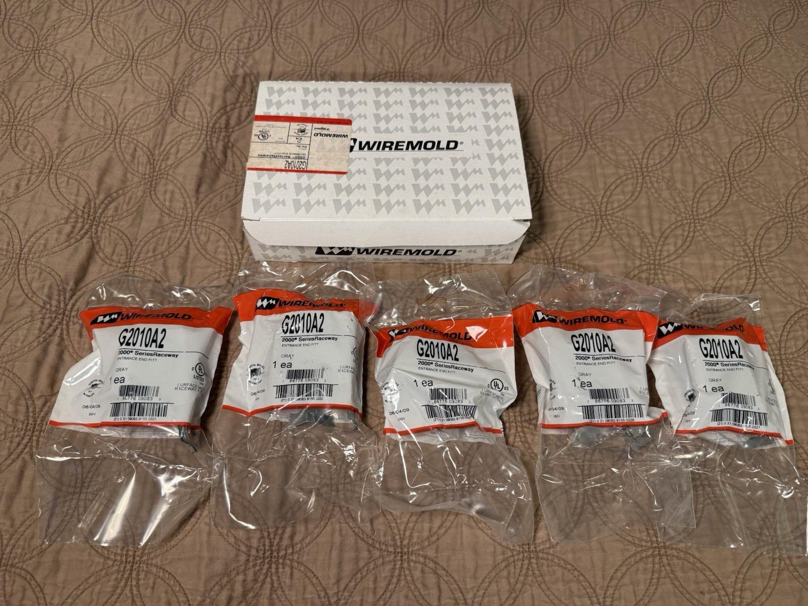 Legrand Wiremold G2010A2 Entrance End Fittings, Gray, Box of Five New in Package