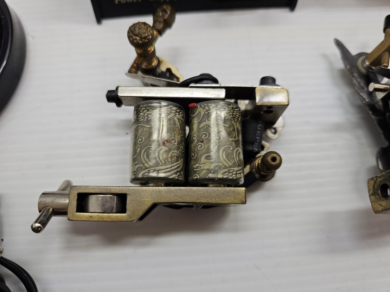 Pro Tattoo Machine Coil Gun Set w/ 2 Power Supplies & Cables – Skull & Dragon