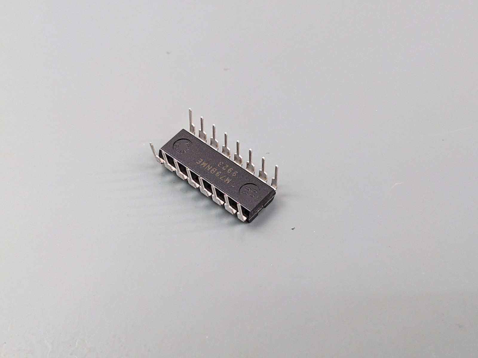 Maxim MAX4665 Quad 5ohm SPST CMOS Analog Switch IC