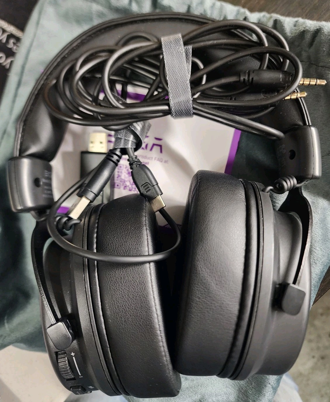 EKSA E900BT Wireless Gaming Headset Bluetooth 5.0 Wired/Wireless Open Box