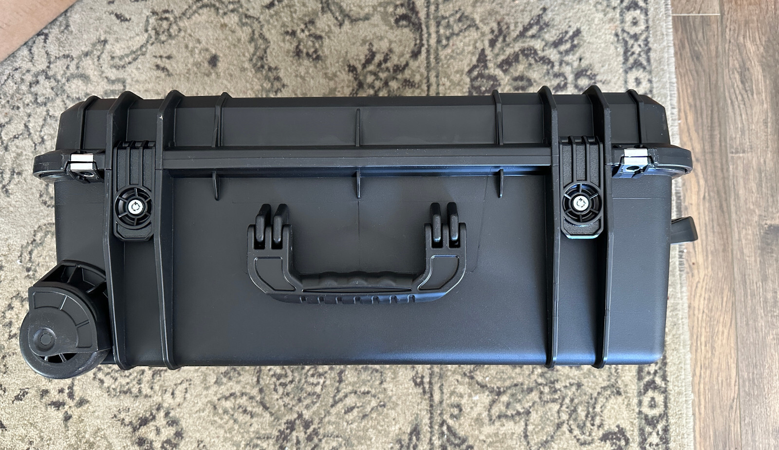 Quick Fire QF920RBKL Rolling Pistol Case Watertight w/ Locks: LARGE CAPACITY