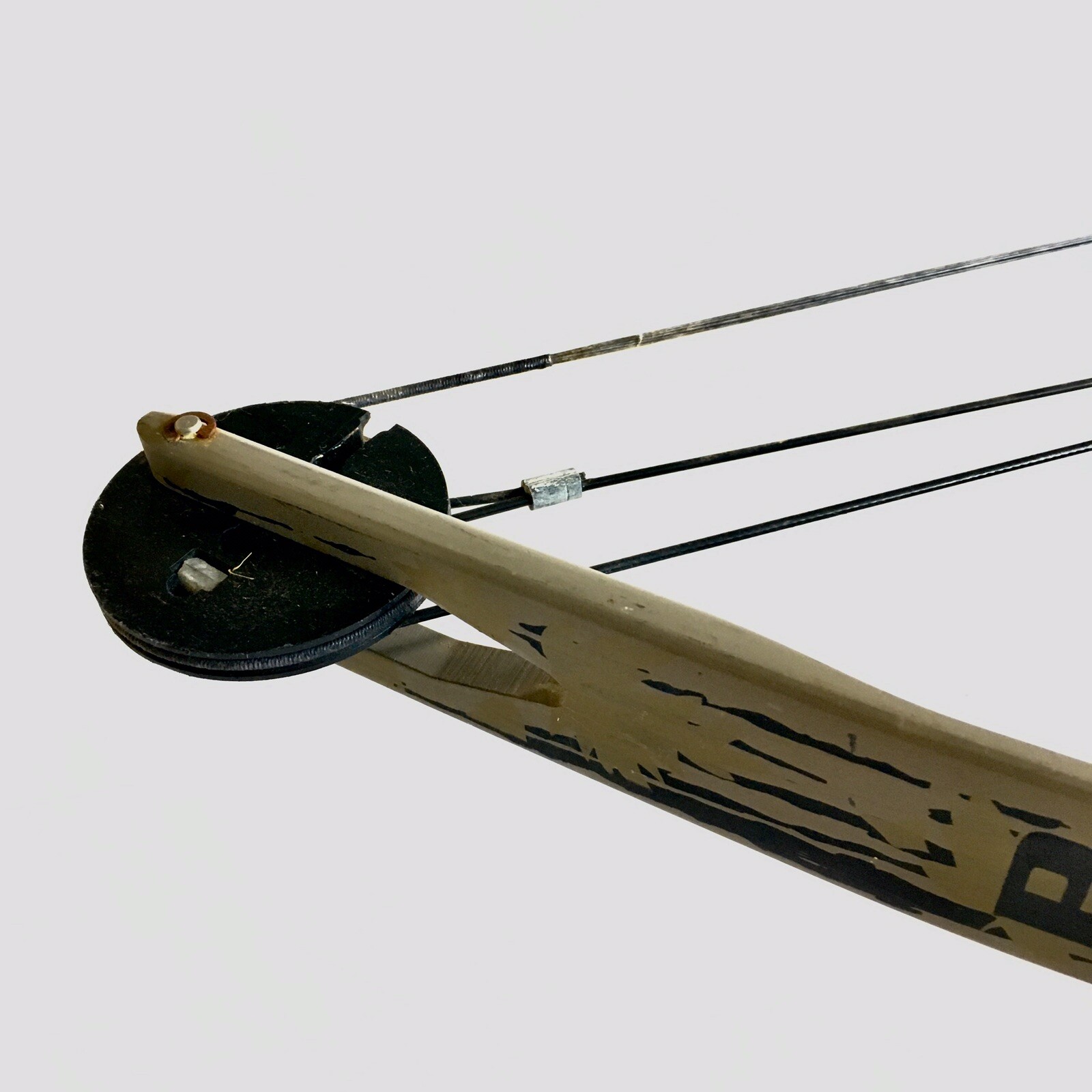 Vintage Robinhood Phoenix Bow Camouflage - Pls Read Description -