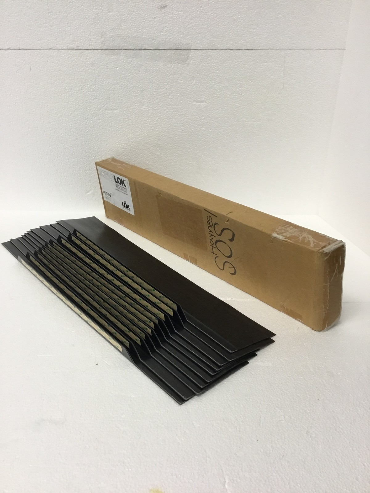 NEW Box with 10 Strips AisleLok 10126 Under Rack Panels 27.5" x 4.5" FREE SHIP