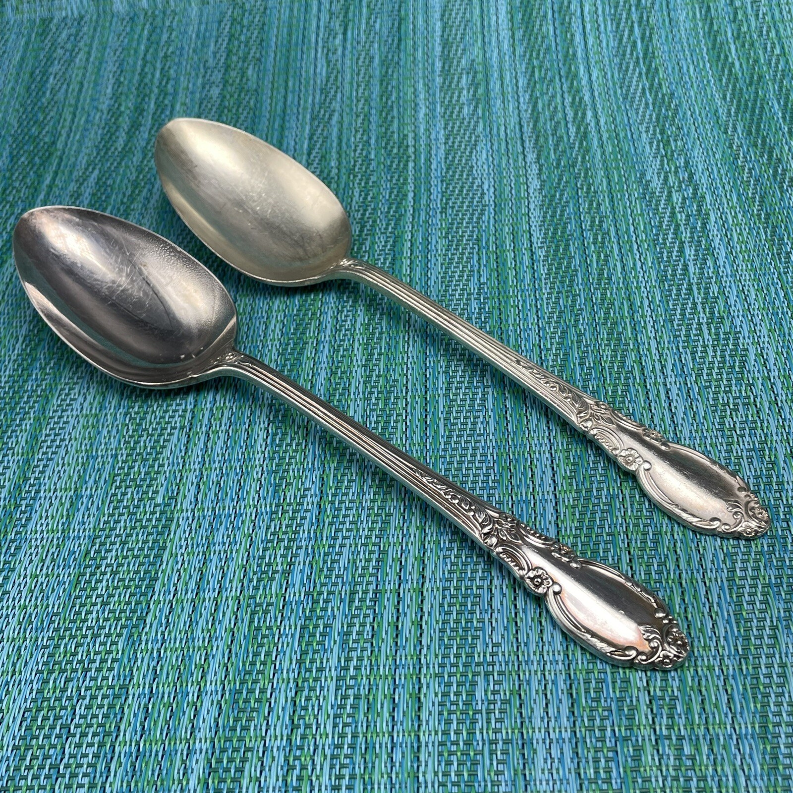 2 SERVING SPOONS Oneida ENCHANTMENT 1881 Rogers LONDON TOWN Silverplate 1952